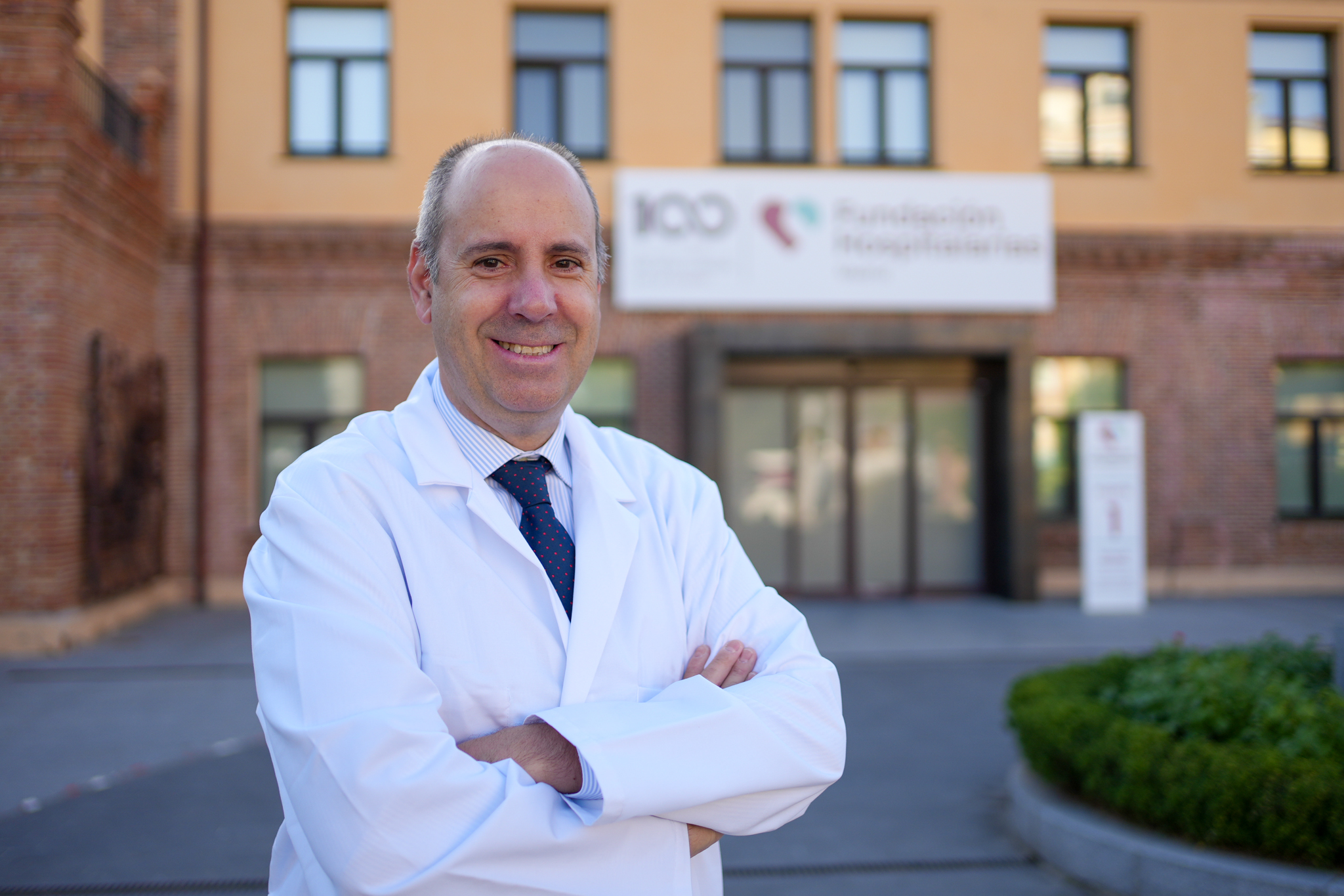 Dr. Javier Cortés